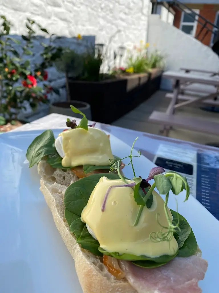 Menu_Castello Restaurant_Borough of Bury_image_3