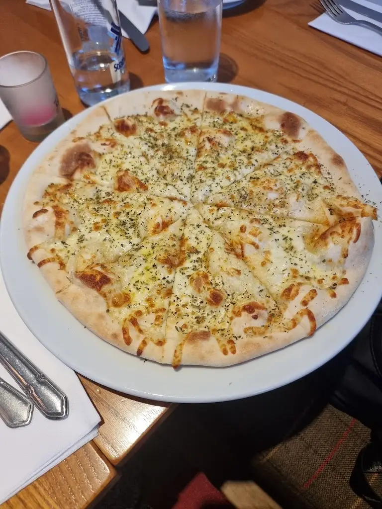 Lisa Corfield_Castello Restaurant_Borough of Bury_review