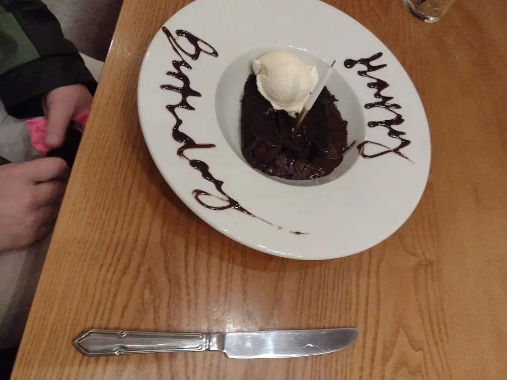 Sally M_Castello Restaurant_Borough of Bury_review