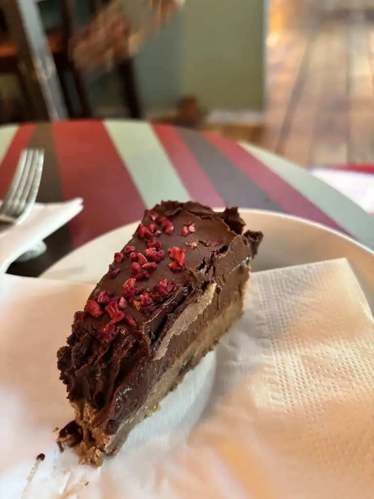 Chelle Riley_Racconto Lounge_Borough of Bury_review