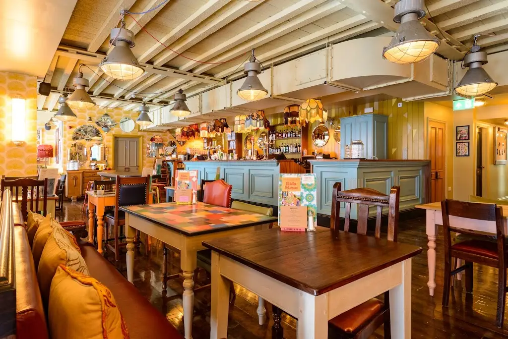 Racconto Lounge restaurant in Borough of Bury