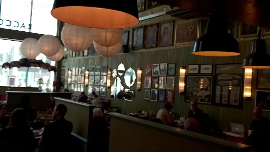 Racconto Lounge_Borough of Bury_slider_image_2