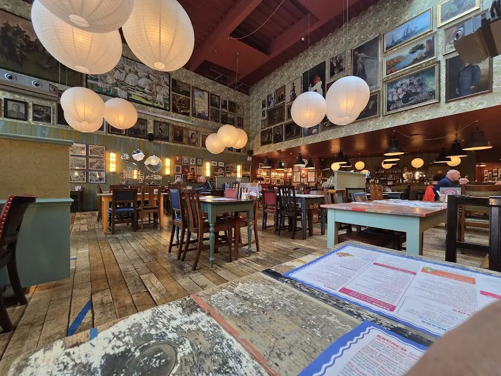 Racconto Lounge_Borough of Bury_slider_image_3