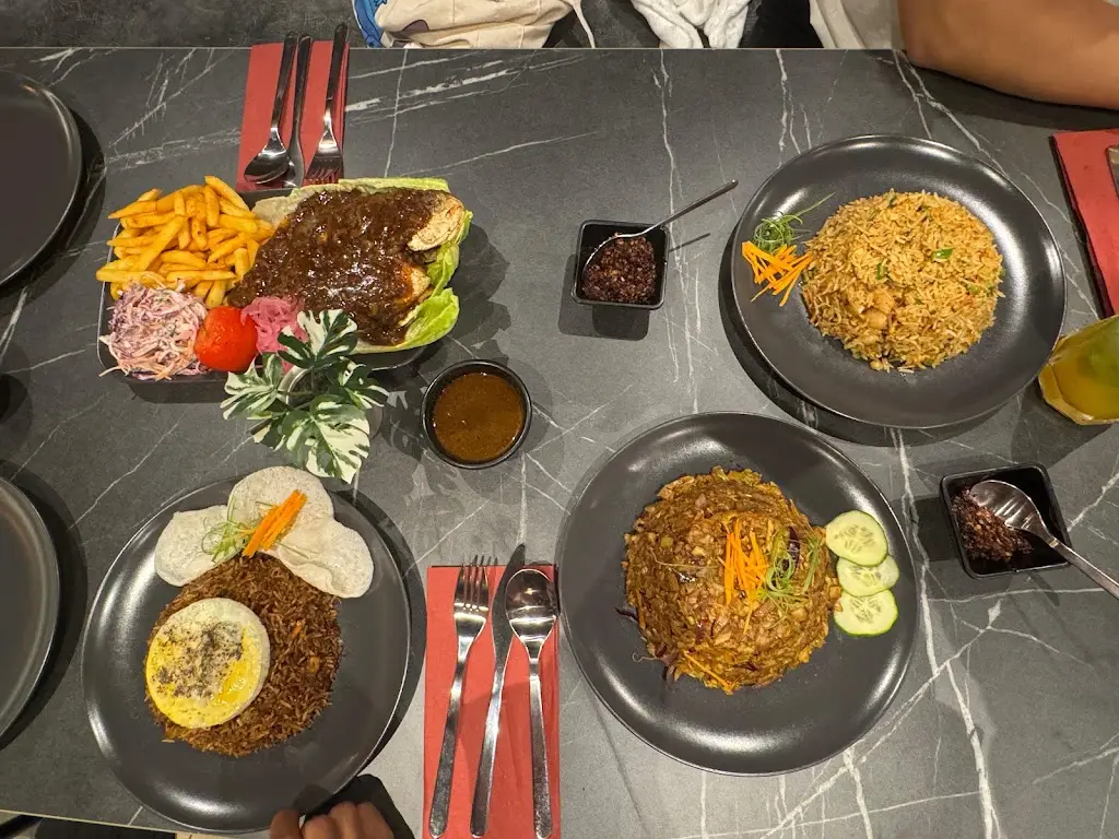 Ramindu Soysa_AY Lounge & Bar Limited_Borough of Bury_review