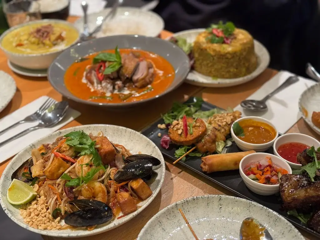 Wing Kiu Li_Krung Theph Thai kitchen_Borough of Bury_review