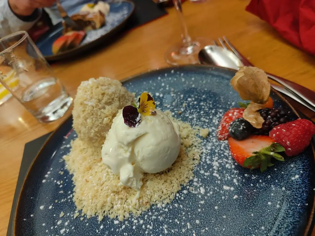 Old Vienna Restaurant_Borough of Torbay_slider_image_3