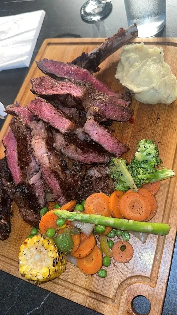 Zain Raza_Zaraks Grill Lounge_Borough of Oldham_review