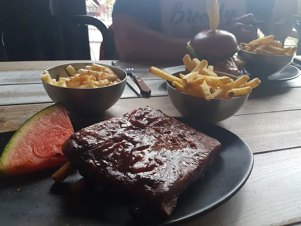 Menu_Smoke Yard_Borough of Oldham_image_6