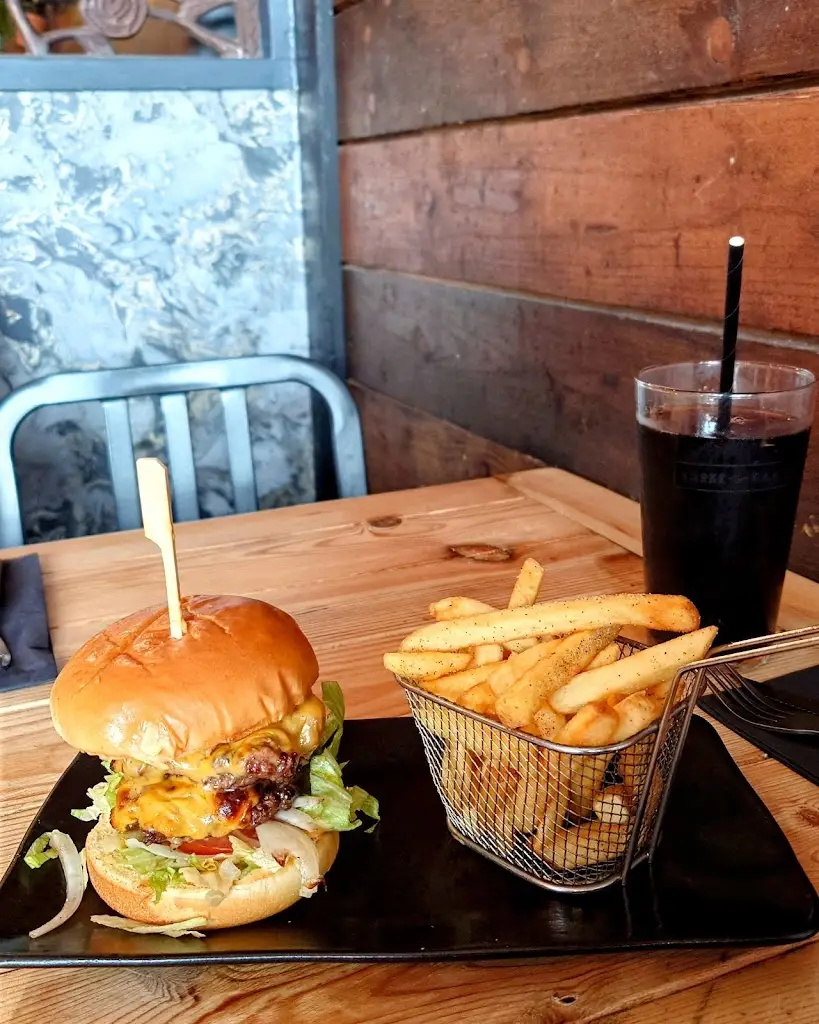 Andrea Entwistle_Smoke Yard_Borough of Oldham_review