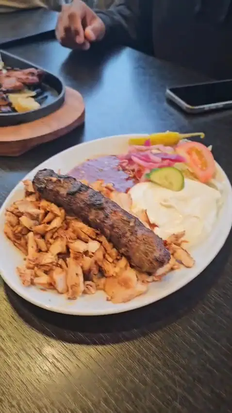 Moody_Shimlas Oldham_Borough of Oldham_review