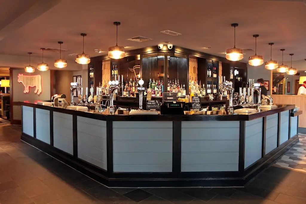 Woodlark restaurant in Bordon