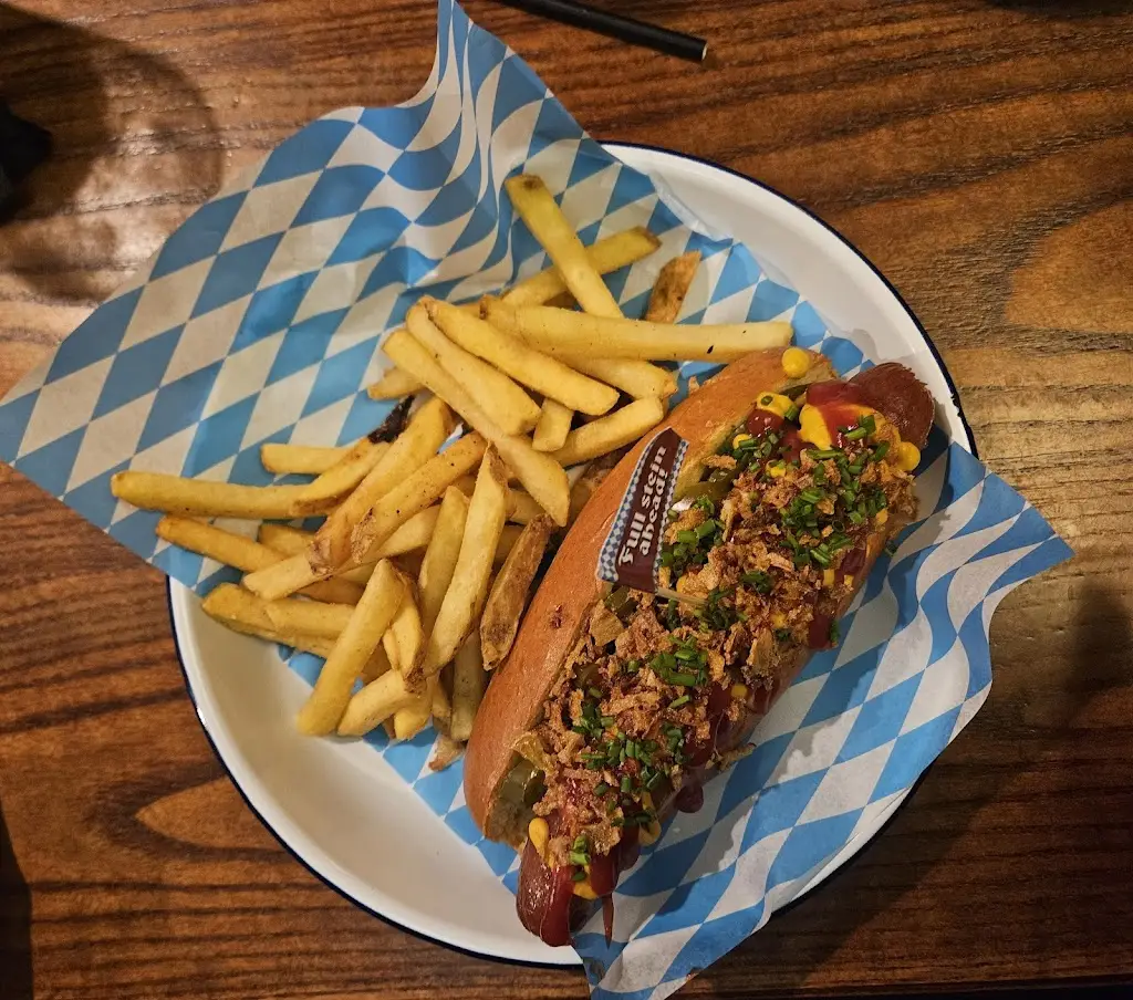 Woodlark_Bordon_slider_image_3