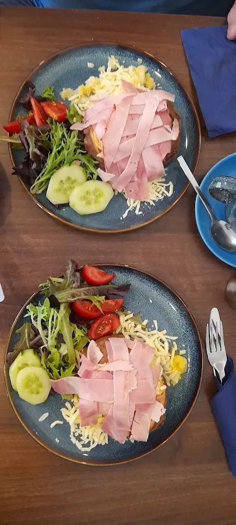 Menu_Bora's Cafe_Bordon_image_7