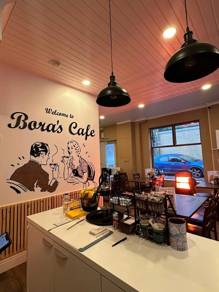 Bora's Cafe restaurant in Bordon