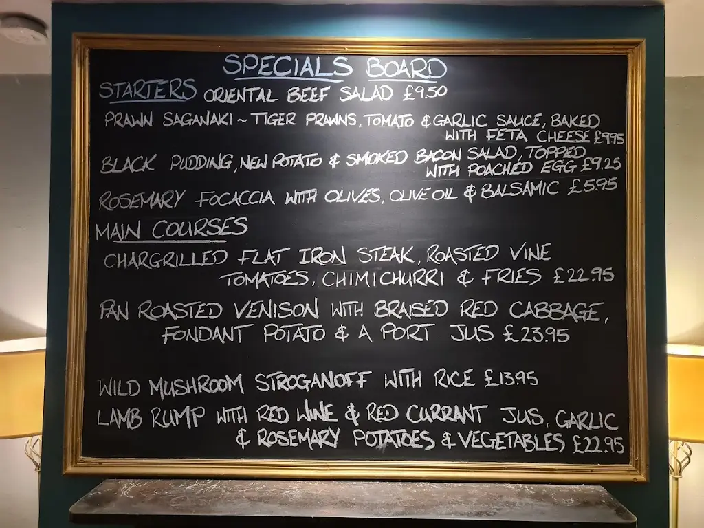 Menu_The Golden Lion_Alresford_image_2