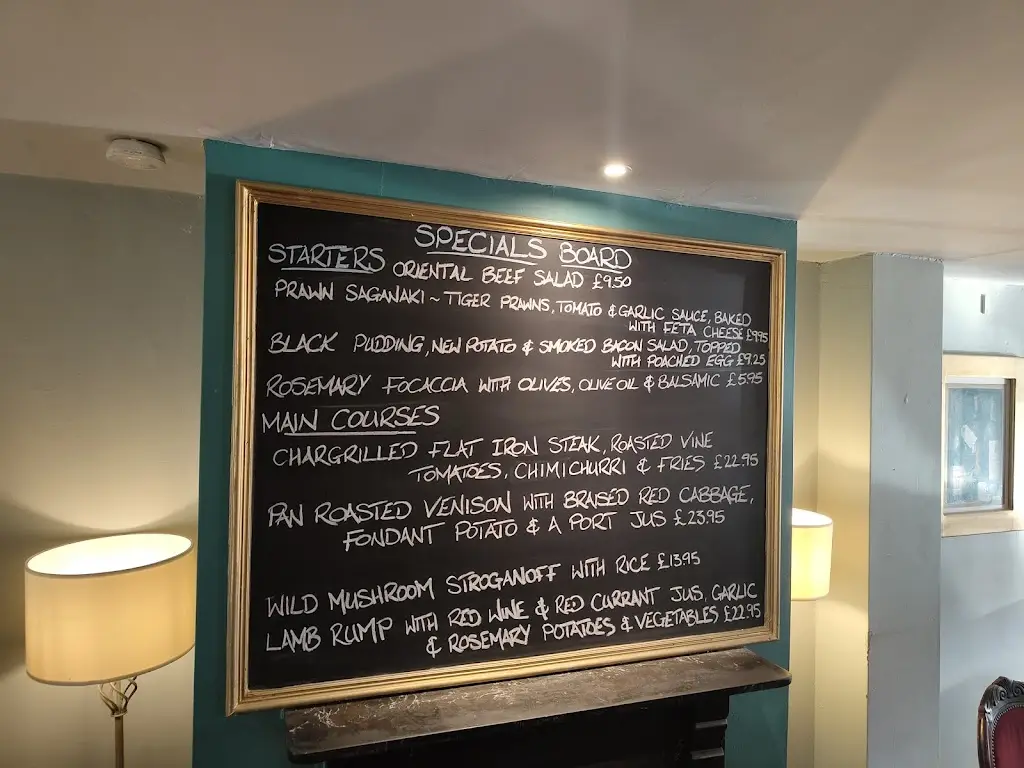 Menu_The Golden Lion_Alresford_image_4