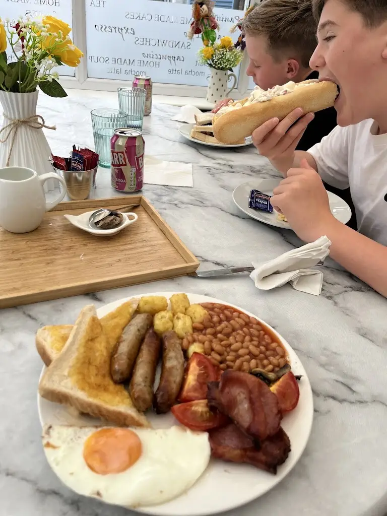 Menu_The Dairy Coffee Shop_Bordon_image_6