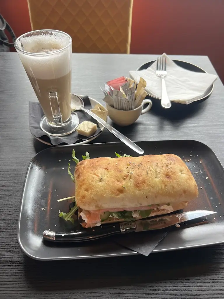 Nicky Erwansyah_Just Italy Café_Borough of North Tyneside_review