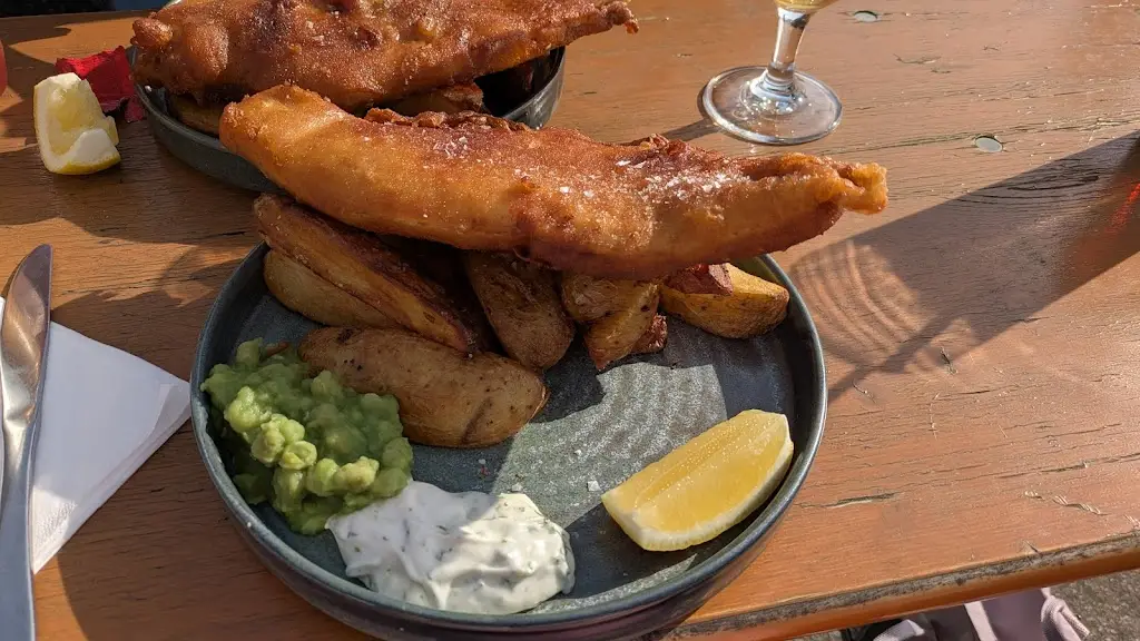 Menu_Dodgin's Yard_Borough of North Tyneside_image_5