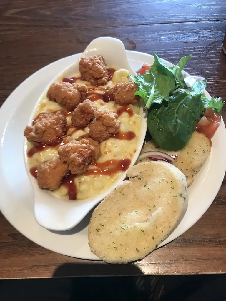 Richard Roper_Queen Of Hearts_Borough of Halton_review