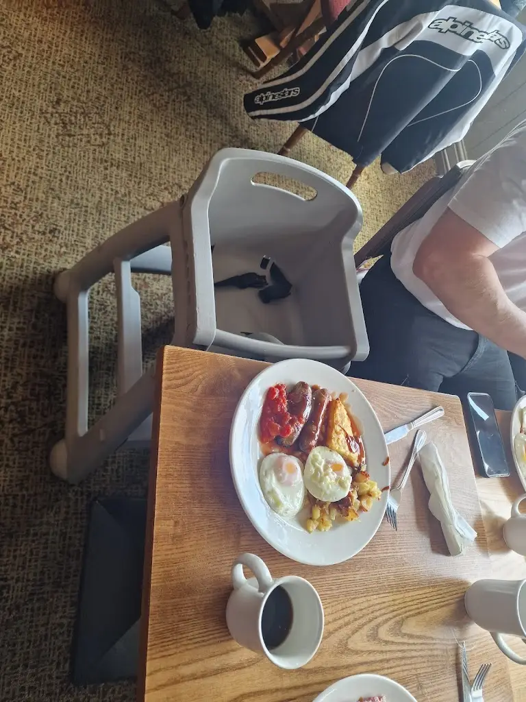 John Hamer_Toby Carvery Widnes_Borough of Halton_review