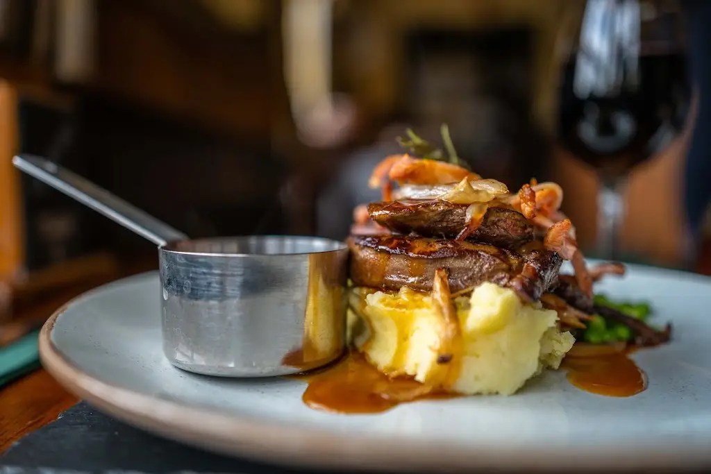 The Ring O' Bells_Borough of Halton_slider_image_3