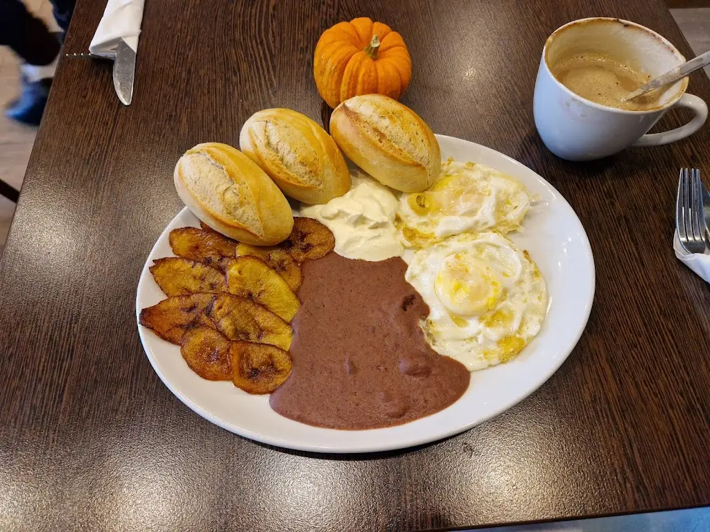 Miles Away café & restaurant_Borough of Halton_slider_image_3