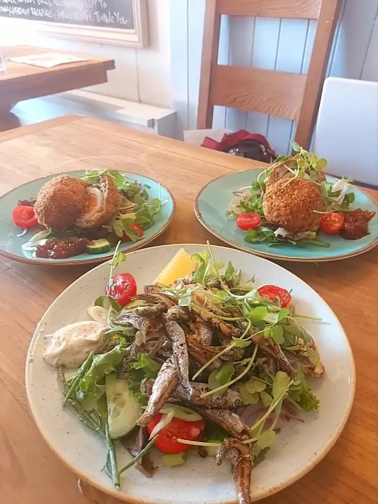 The Anchor Bleu_Bosham_slider_image_2