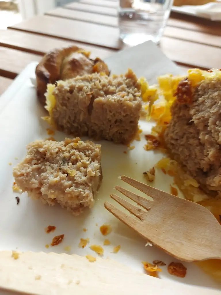 T Red_Pop-in_Bosham_review