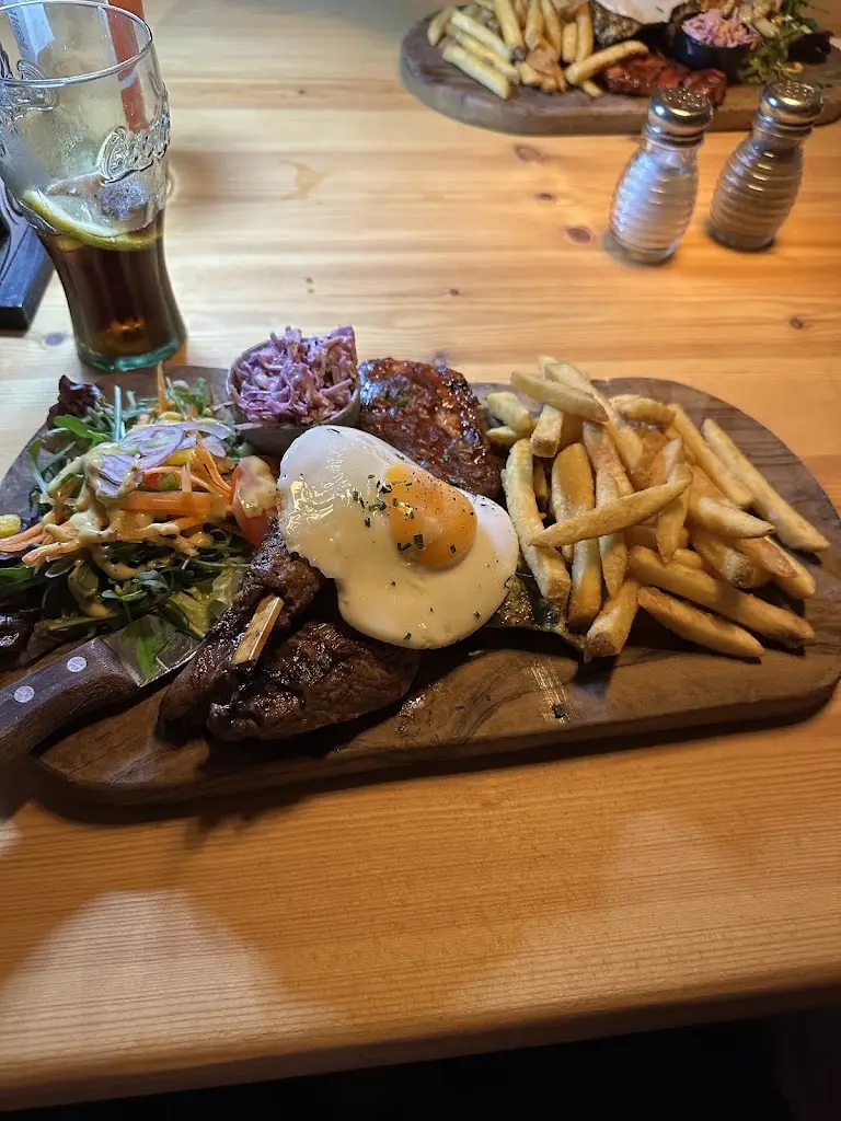 Joe_Whyte Melville_Boughton_review