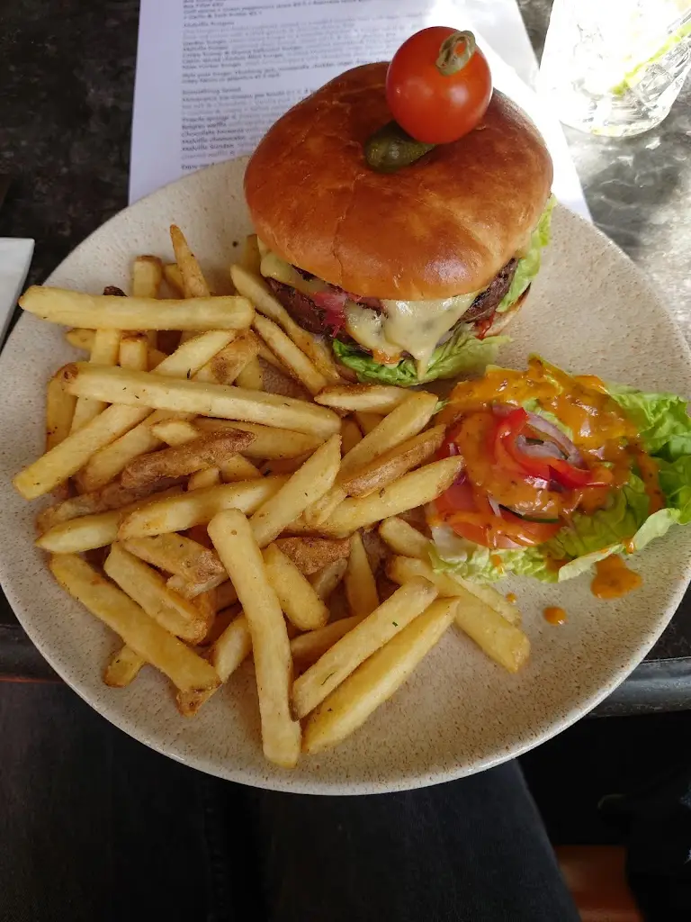 Balamir Hague_Whyte Melville_Boughton_review