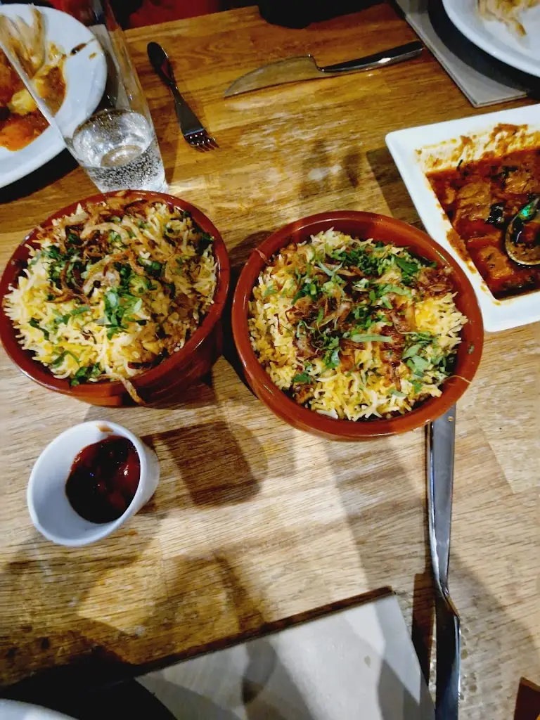 Suneera Hamza_Mango Mist Stockport_Borough of Stockport_recensione