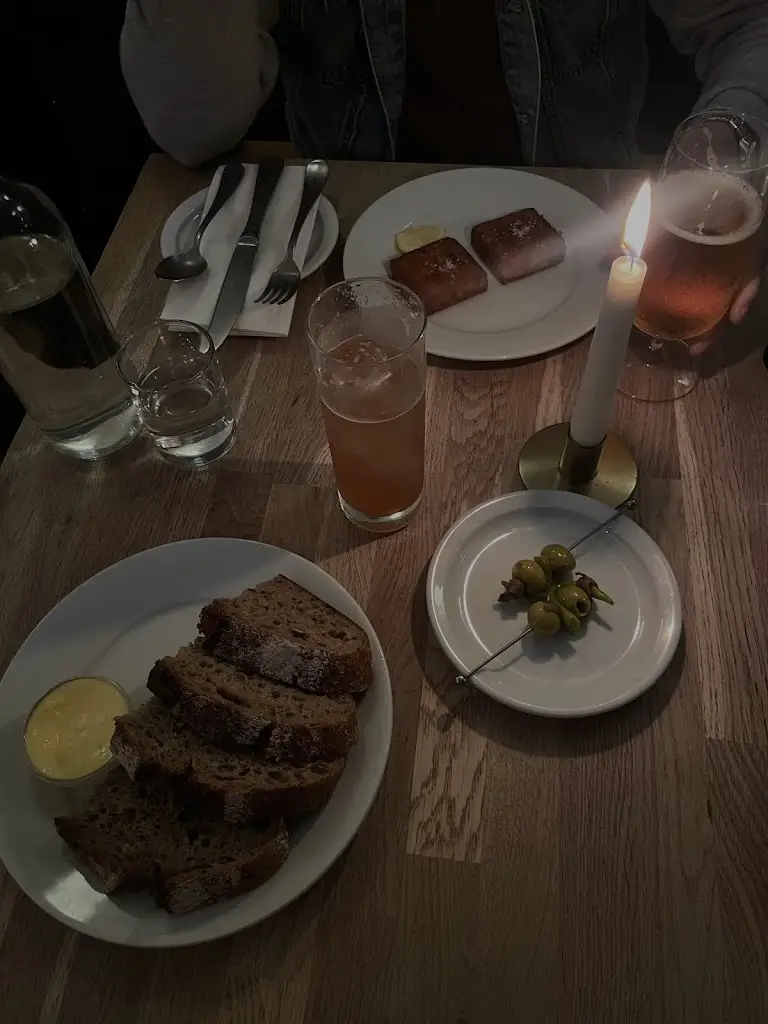 Ioanna Antoniou_Cantaloupe_Borough of Stockport_review