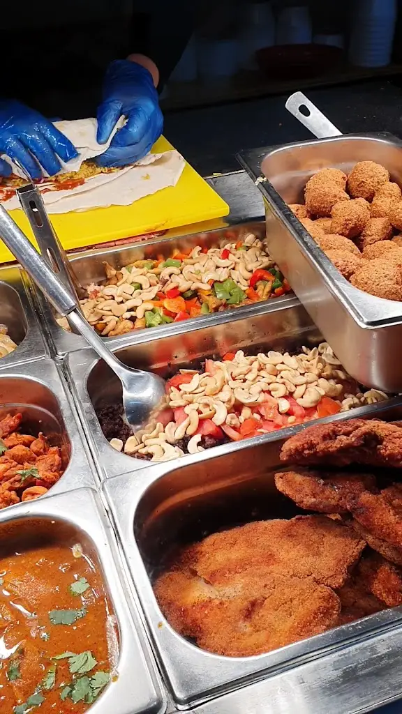 Tyros Lebanese Food_Borough of Stockport_slider_image_2