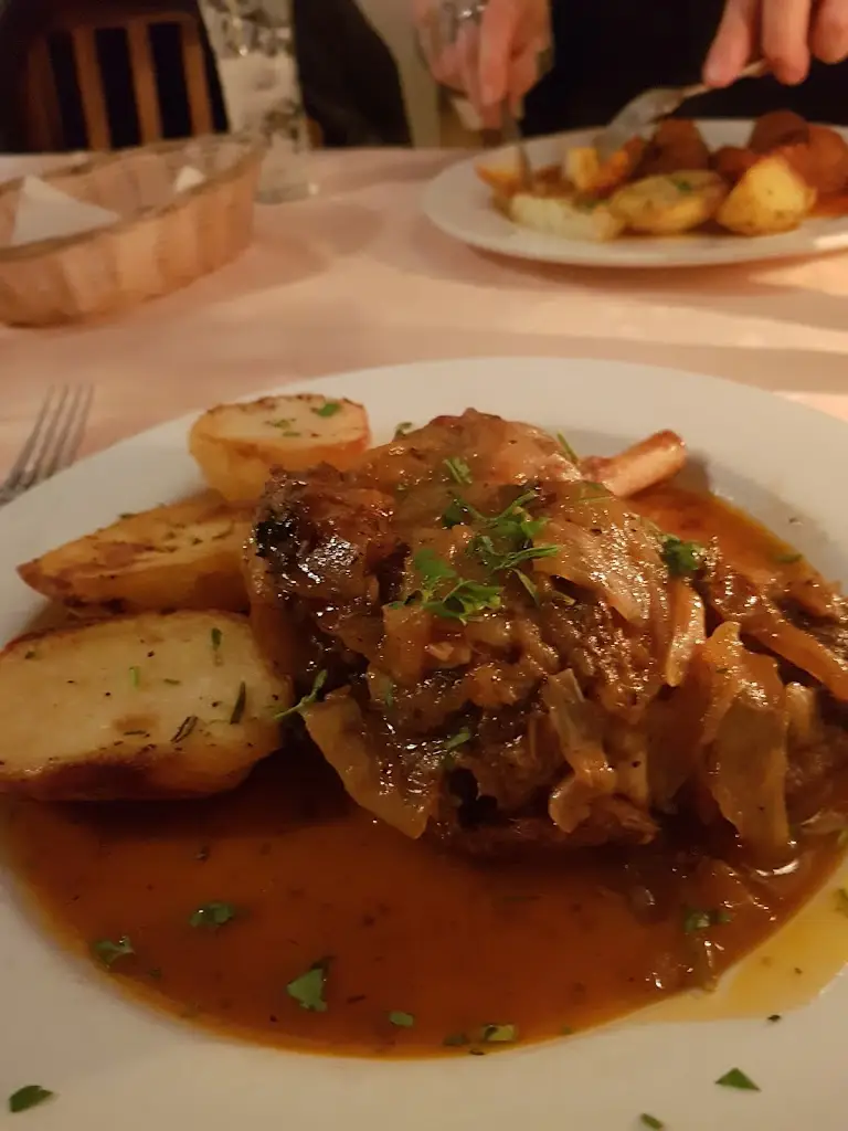 Menu_Rozafa_Borough of Stockport_image_3