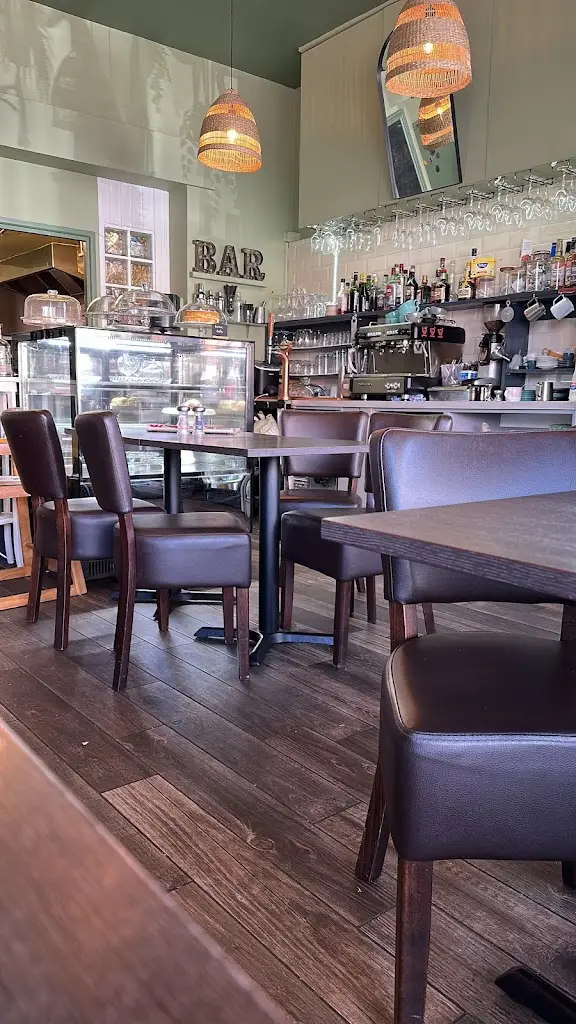 Wayne Lord_Venue 12 Cafe & Bar_Bottesford_recensione