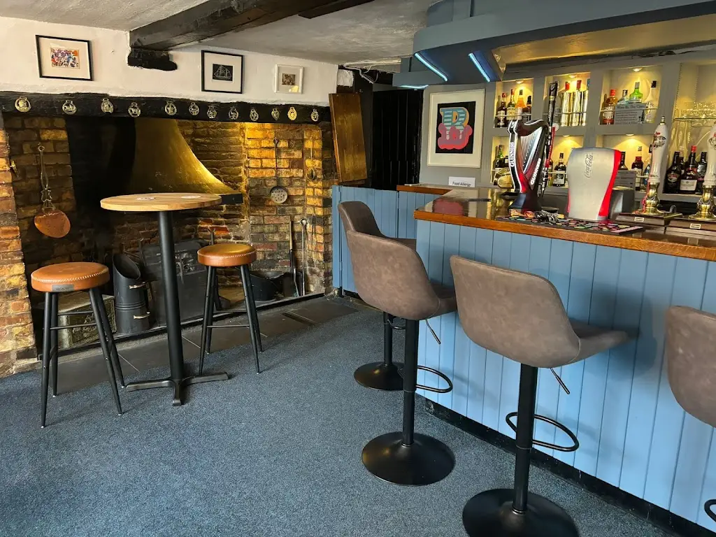 The Bell_Bottisham_slider_image_3