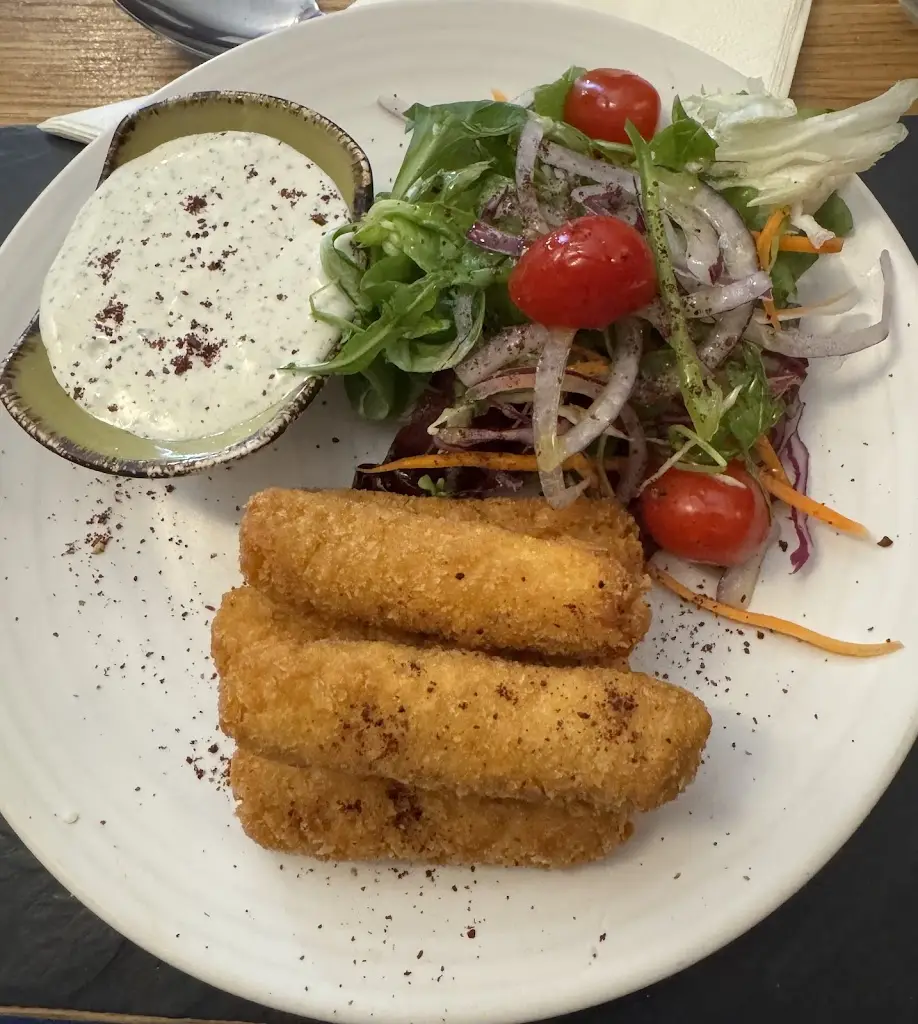 Michelle_The Hole In The Wall_Bottisham_review