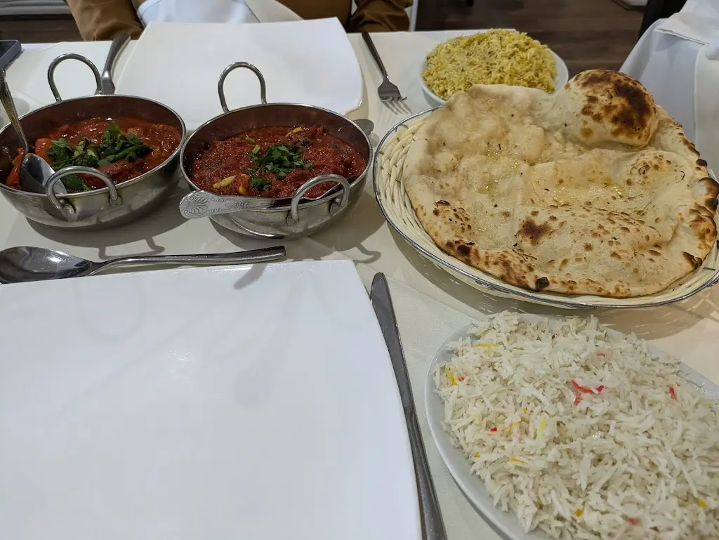 Shahi Raj Indian Restaurant_Boroughbridge_slider_image_3