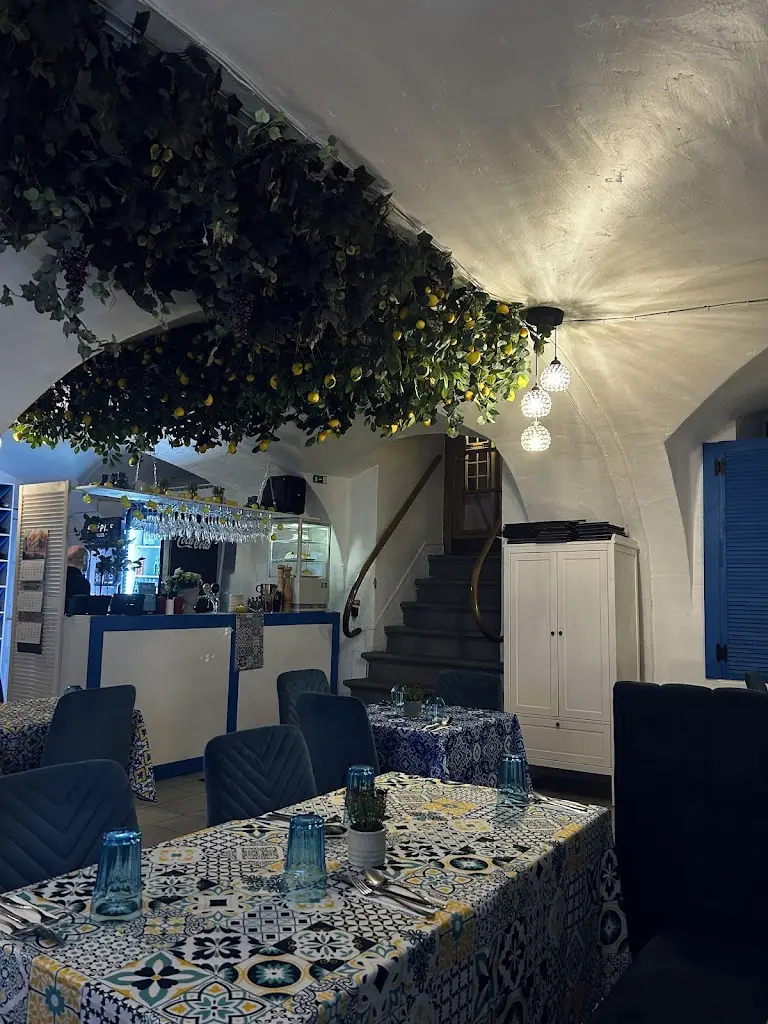 Zane Ozoliņa_Fox & Hounds, Langthorpe_Boroughbridge_review