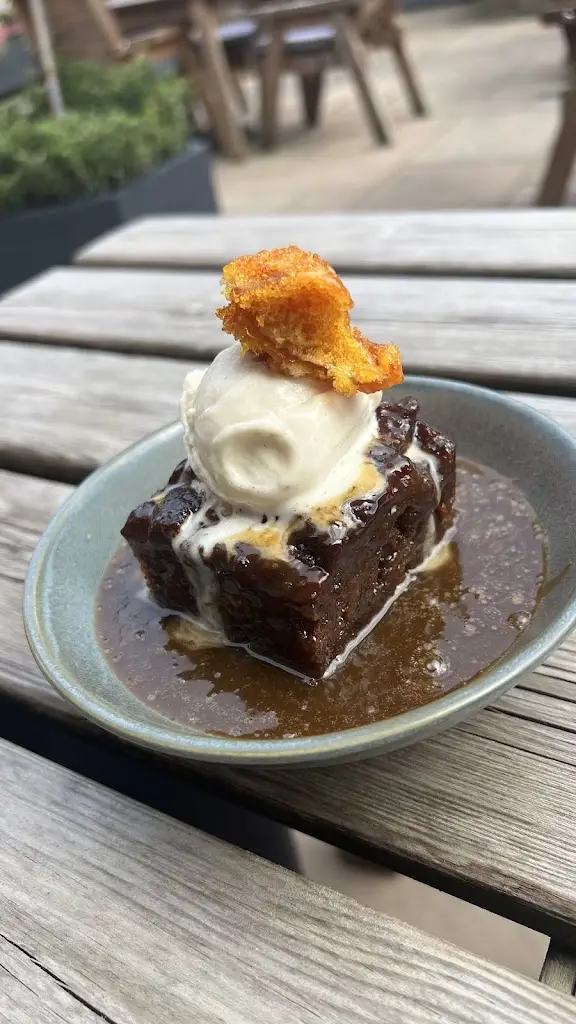 Emily Cooper_The Wild Swan_Boroughbridge_review