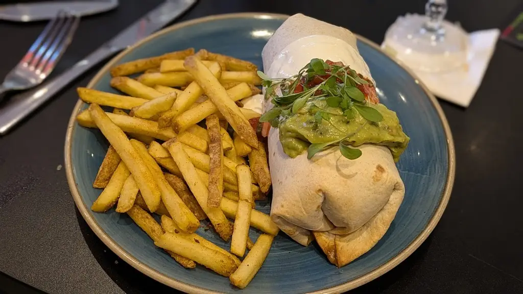 adam holden_La Sentidos Loca_Borough of Wigan_review