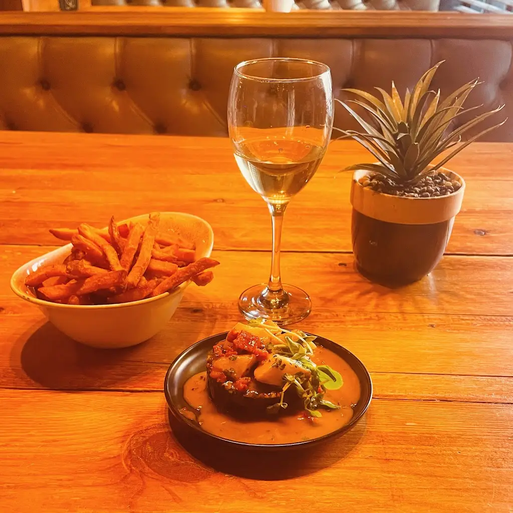 Menu_Hedera Bar & Restaurant_Borough of Wigan_image_8