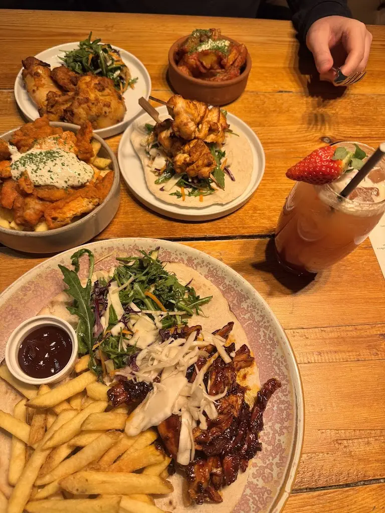 Hedera Bar & Restaurant_Borough of Wigan_slider_image_3