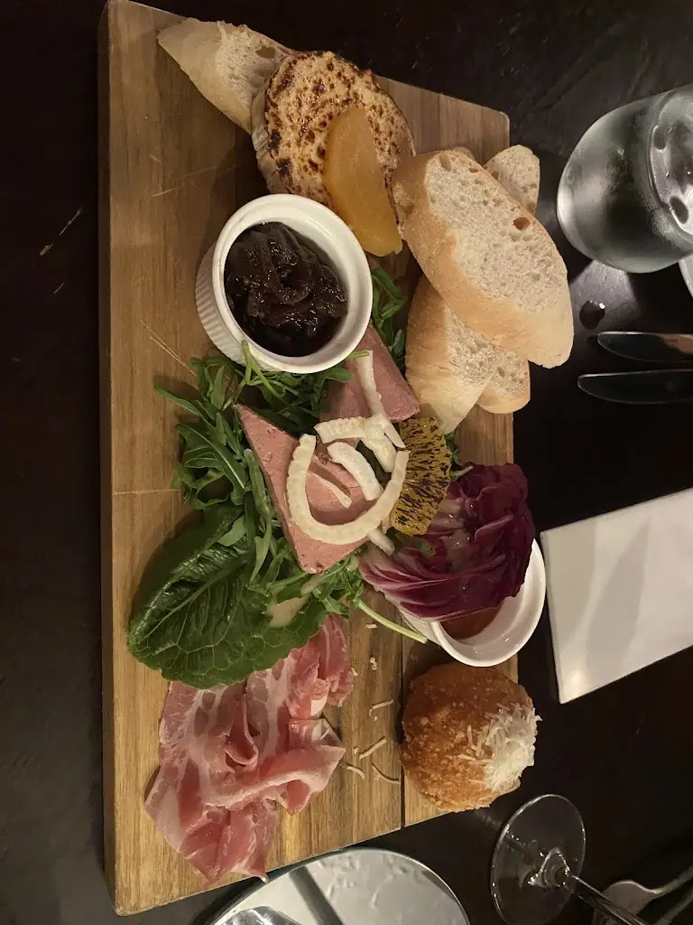 Genevieve White_The Mill at Botley_Botley_review