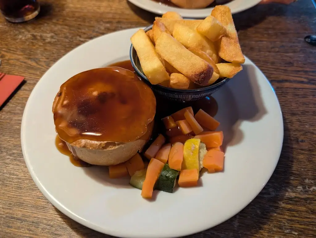 Lap Kun Ho_The Dolphin_Botley_review