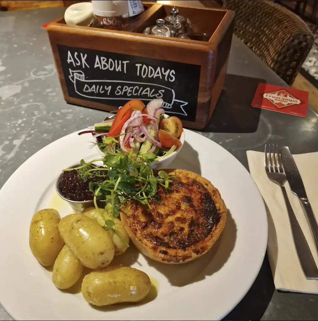 The Dolphin_Botley_slider_image_2