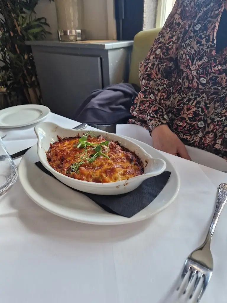 Menu_Regginas Italian_Botley_image_5