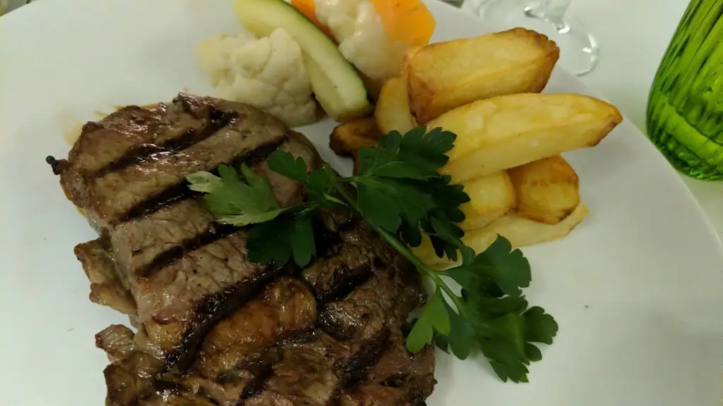 Menu_Regginas Italian_Botley_image_8