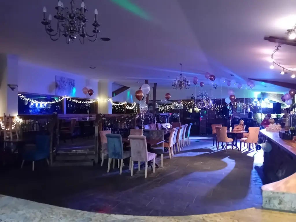 Pinkmead Bistro & Tearooms_Botley_slider_image_1